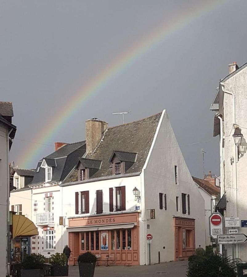 Le Mondes Hôtel